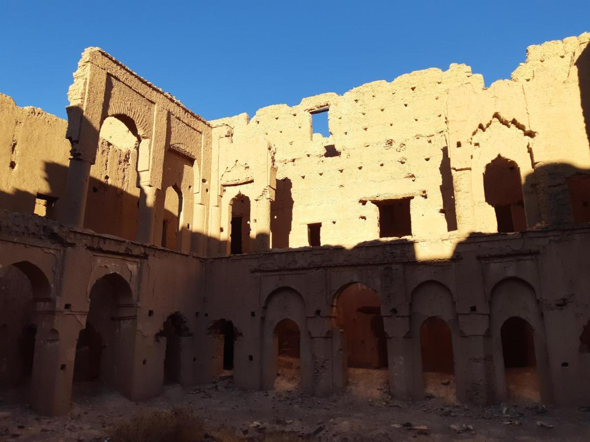 Riad Tazoulte アグツ エクステリア 写真